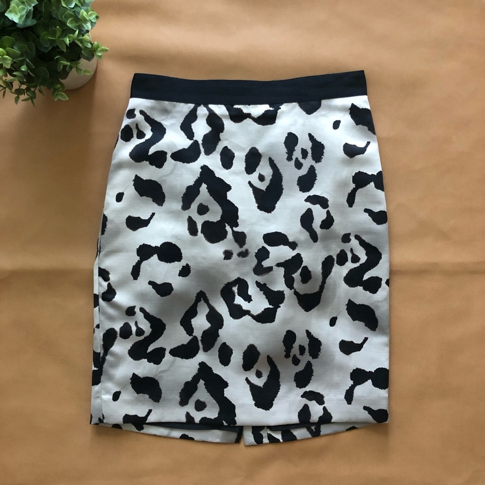 Ann Taylor Animal Print Pencil Skirt